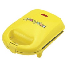 Babycakes doughnut maker