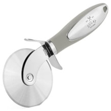 Zulay Kitchen pizza cutter