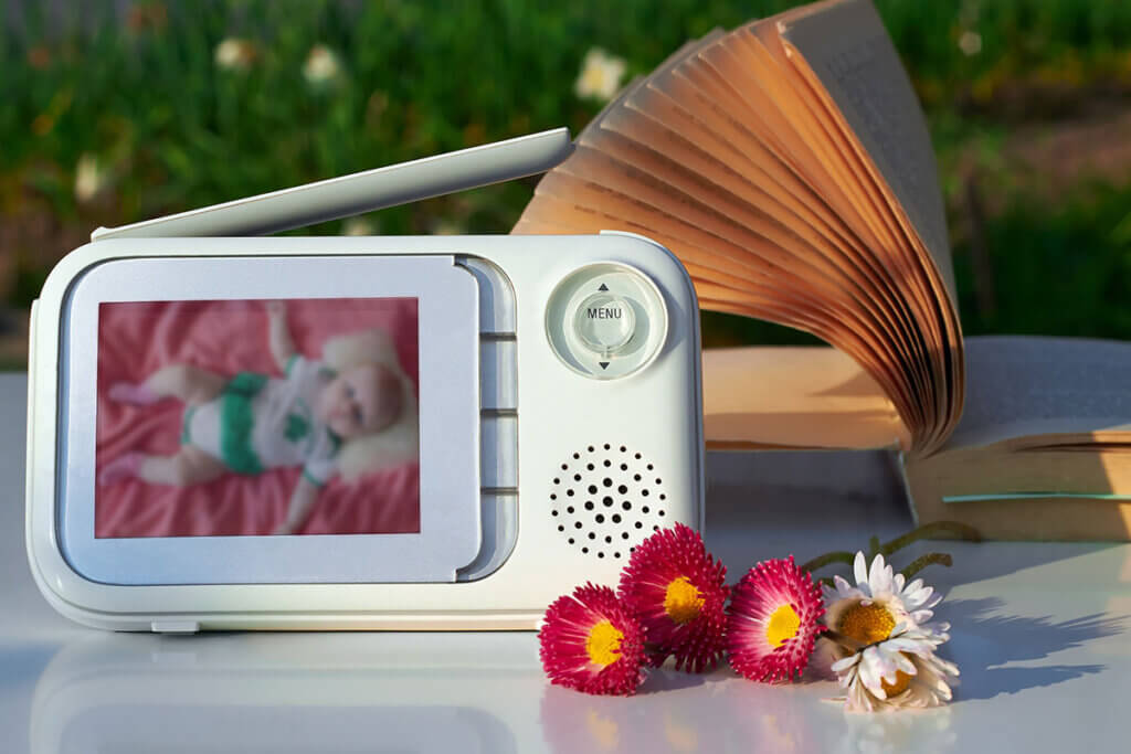 Baby monitor display