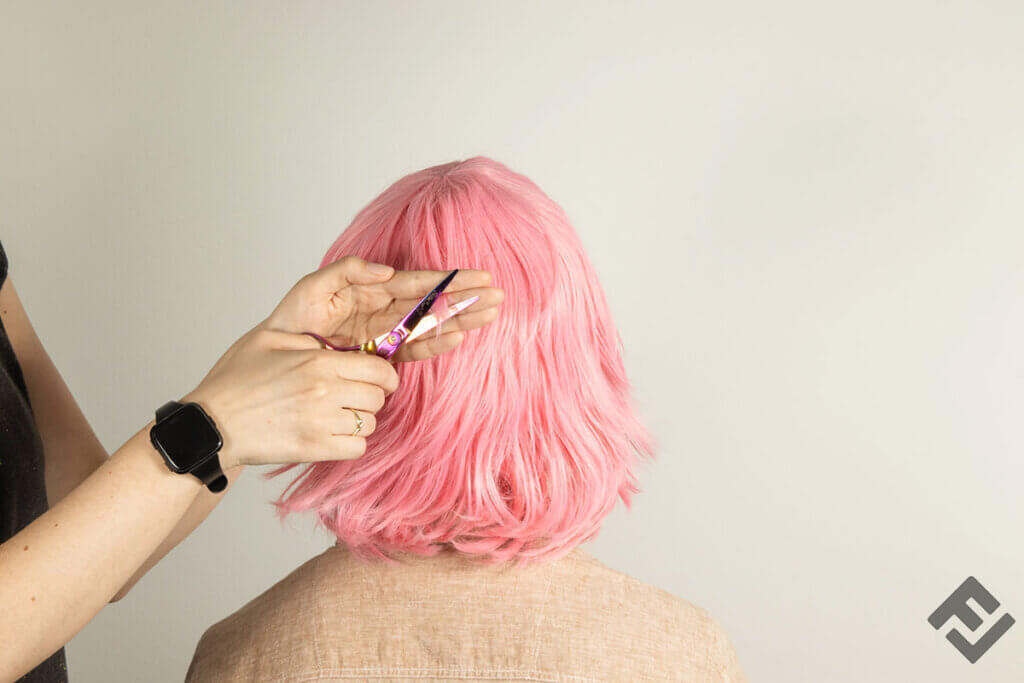 cutting_pink_wig
