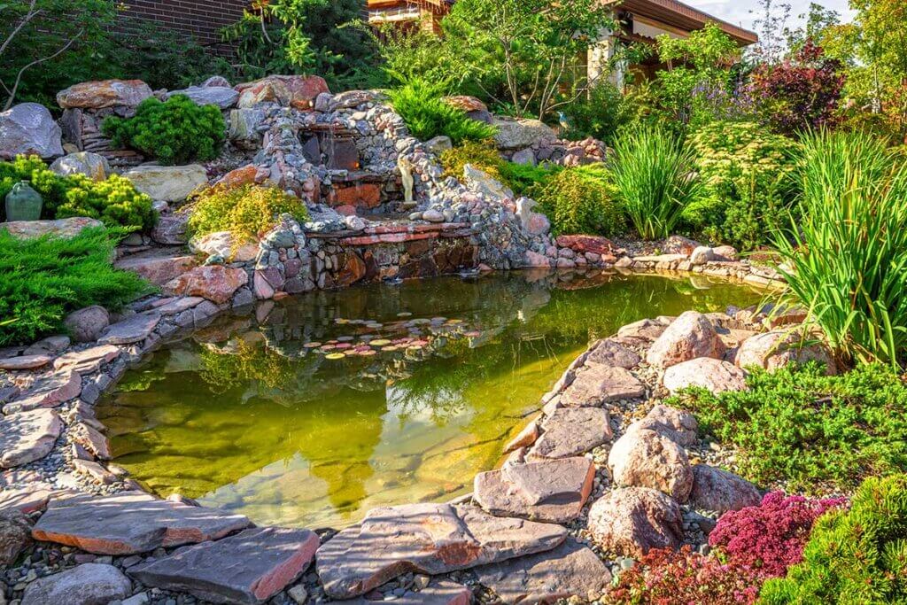 pond pump-water feature with cascade