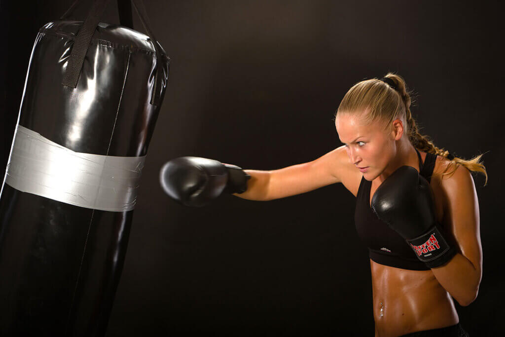 punching bag vs female boxer