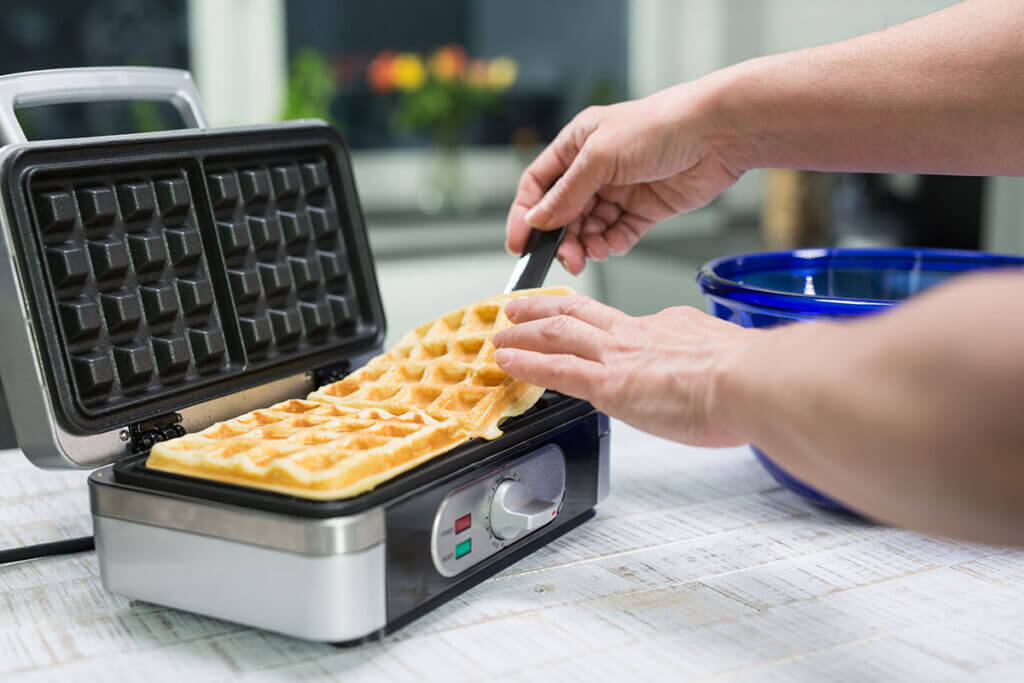 waffle_being_taken_out_of_waffle_maker